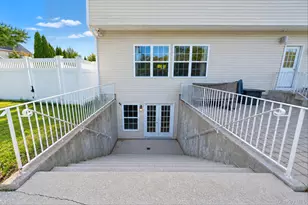 1 Westover Ct, Shoreham, NY 11786 - Photo 42