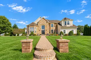 1 Westover Ct, Shoreham, NY 11786 - Photo 2