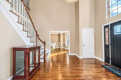 1 Westover Court, Shoreham, NY 11786 - Photo 6
