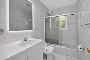 262-40 60th Rd, Little Neck, NY 11362 - Photo 10