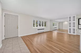262-40 60th Rd, Little Neck, NY 11362 - Photo 2