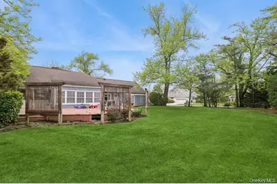 1302 Azure Place, Hewlett, NY 11557 - Photo 6