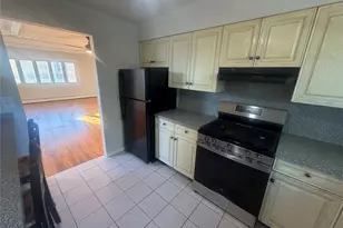 325 Glenbrook Ave, Yonkers, NY 10705 - Photo 4