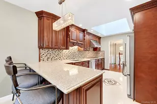 928 N Fletcher Ave, Valley Stream, NY 11580 - Photo 10