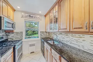87-27 Marengo St, Hollis, NY 11423 - Photo 6