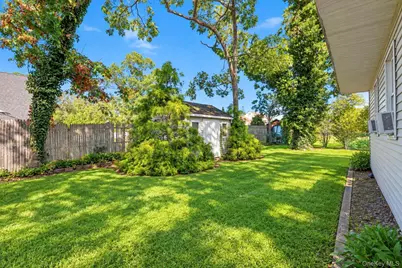 48 Hart Avenue, Flanders, NY 11901 - Photo 8