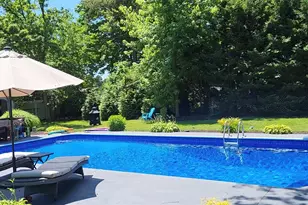 1588 Roosevelt Ave, Bohemia, NY 11716 - Photo 2