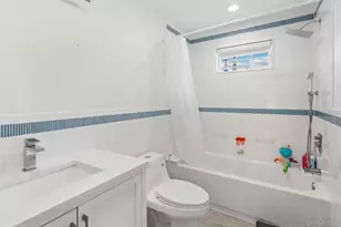 169 Mott St, Oceanside, NY 11572 - Photo 24