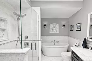 606 Fox Hill Dr, Calverton, NY 11933 - Photo 16