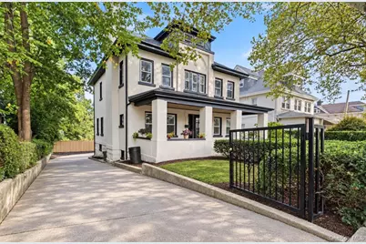 639 S 5th Avenue, Mount Vernon, NY 10550 - Photo 1