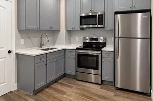 25 Marconi Pl, Brooklyn, NY 11233 - Photo 10