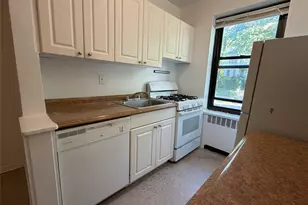 23 Schenck Ave, Great Neck, NY 11021 - Photo 6