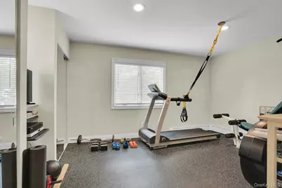 33 McCulloch Drive, Dix Hills, NY 11746 - Photo 34