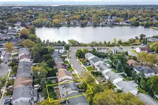 23 Gale Dr, Woodmere, NY 11581 - Photo 2