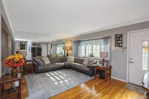 32 Ramsey Rd, Commack, NY 11725 - Photo 2