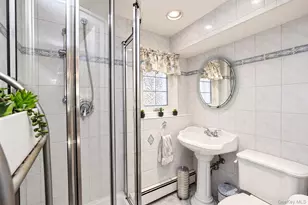 32 Ramsey Rd, Commack, NY 11725 - Photo 22