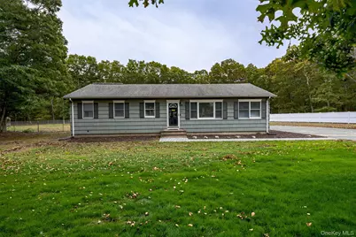 154 E Woodside Ave, Patchogue, NY 11772 - MLS 1062389 - Coldwell Banker