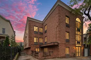 62-48 60th Pl, Ridgewood, NY 11385 - Photo 2