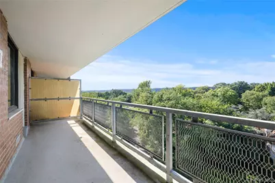 4901 Henry Hudson Parkway W #8M, Bronx, NY 10471 - Photo 4