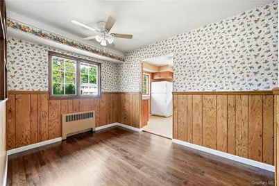 56 Prairie Drive, North Babylon, NY 11703 - Photo 8