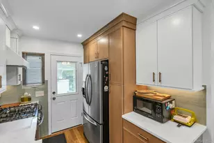 10 Fruitwood Ln, Commack, NY 11725 - Photo 10