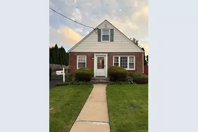 13 Gerald Avenue, Hicksville, NY 11801 - Photo 1