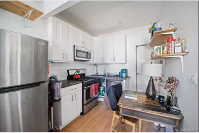 552 Grandview Avenue, Ridgewood, NY 11385 - Photo 32