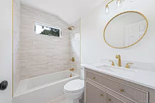 29 Edgewater Ave, Bayport, NY 11705 - Photo 14