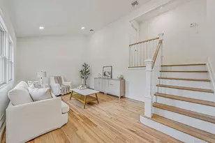 29 Edgewater Ave, Bayport, NY 11705 - Photo 4