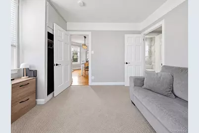 221 Edgewood Avenue, Yonkers, NY 10704 - Photo 16