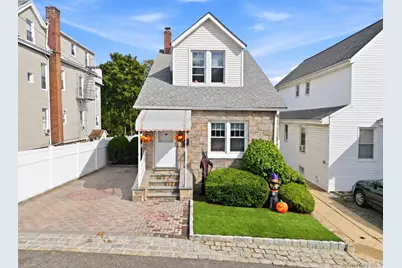 221 Edgewood Avenue, Yonkers, NY 10704 - Photo 1
