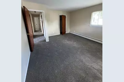 155 Trouville Road, Copiague, NY 11726 - Photo 8
