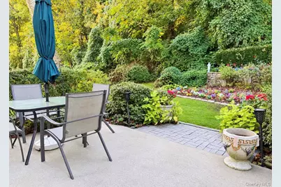 31 Avon Circle #A, Rye Brook, NY 10573 - Photo 4