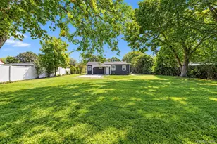13 Patton St, Brentwood, NY 11717 - Photo 6