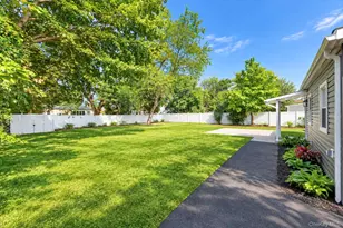 13 Patton St, Brentwood, NY 11717 - Photo 4