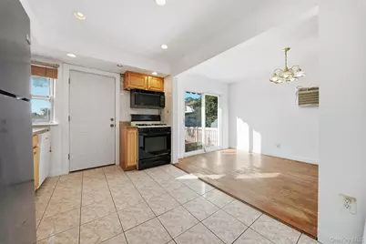 88 Meyer Avenue, Valley Stream, NY 11580 - Photo 20