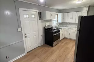147-30 Huxley St, Rosedale, NY 11422 - Photo 4