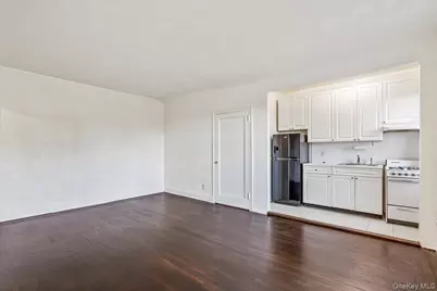 141 Woodmere Boulevard #3C, Woodmere, NY 11598 - Photo 6