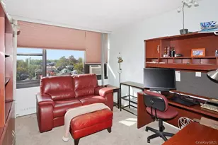 10-34 166th St, Whitestone, NY 11357 - Photo 22