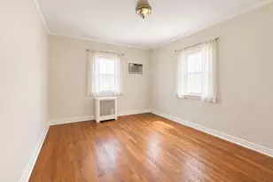 147-04 Coolidge Ave, Briarwood, NY 11435 - Photo 8