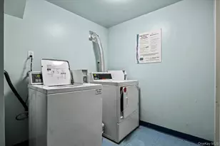 21-20 Greene Ave, Ridgewood, NY 11385 - Photo 14