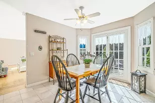 156 Jamaica Ave, Medford, NY 11763 - Photo 14