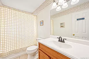 156 Jamaica Ave, Medford, NY 11763 - Photo 28