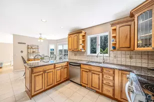 156 Jamaica Ave, Medford, NY 11763 - Photo 10