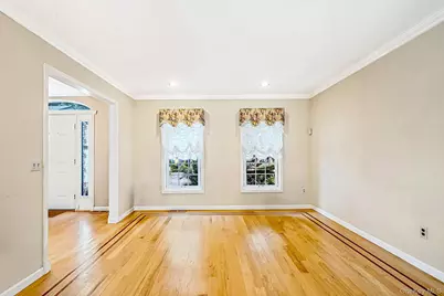 156 Jamaica Avenue, Medford, NY 11763 - Photo 18