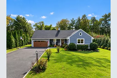 12 Sheep Pasture Lane, Huntington, NY 11743 - Photo 1