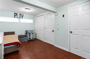 34 Knoll St, Lindenhurst, NY 11757 - Photo 22
