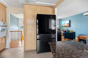 34 Knoll St, Lindenhurst, NY 11757 - Photo 10