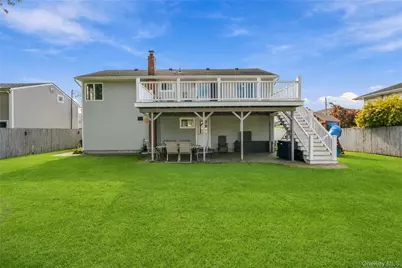 34 Knoll Street, Lindenhurst, NY 11757 - Photo 26