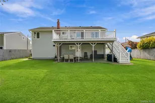 34 Knoll St, Lindenhurst, NY 11757 - Photo 26